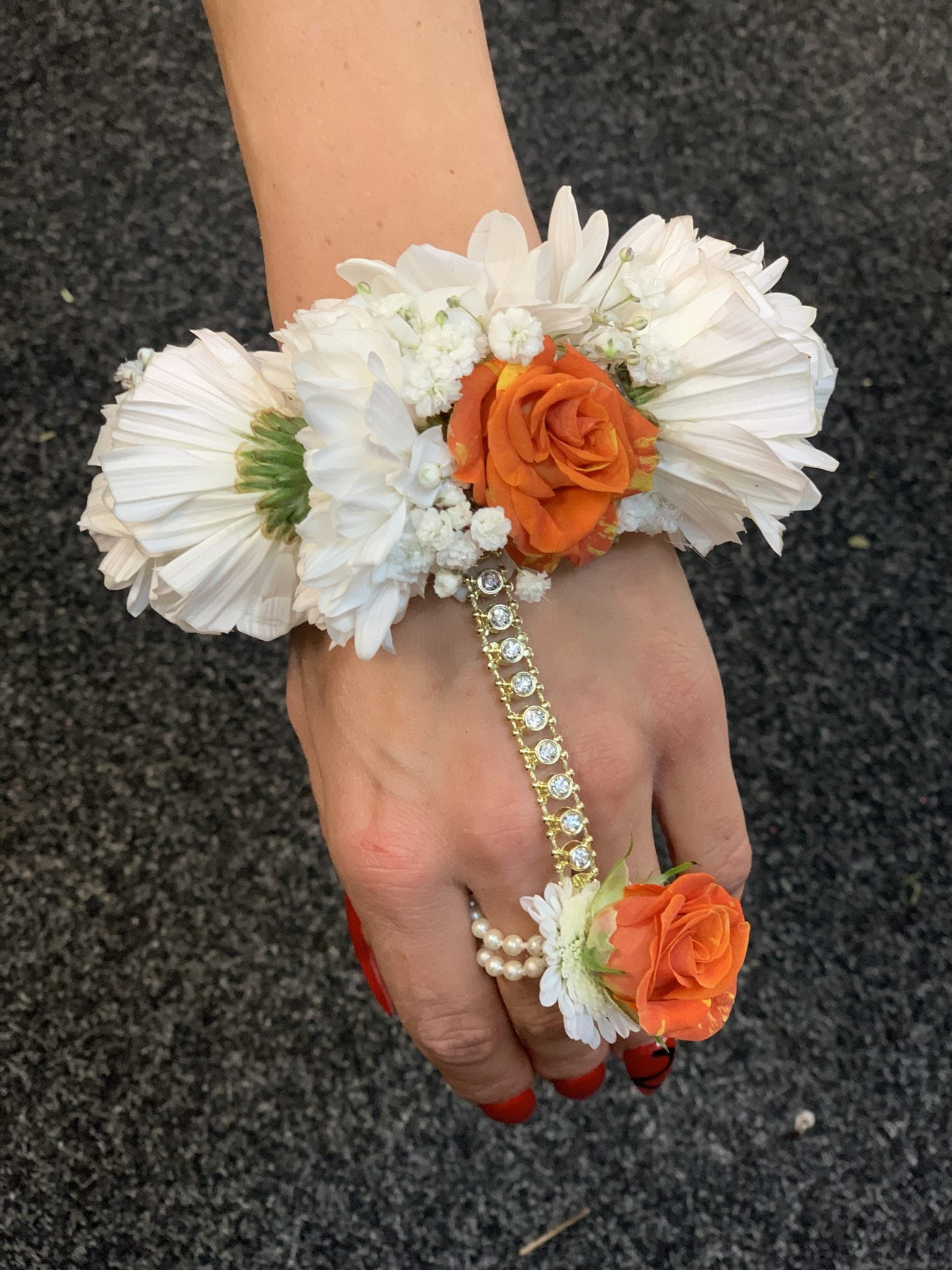 Amazon.com: Snadulor 1Pcs Artificial Flower Bride and Bridesmaid Wrist  Corsage Bracelet,Used for Wedding,Bridal Shower,Party,Wedding  Anniversary(Champagne Pink) : Home & Kitchen
